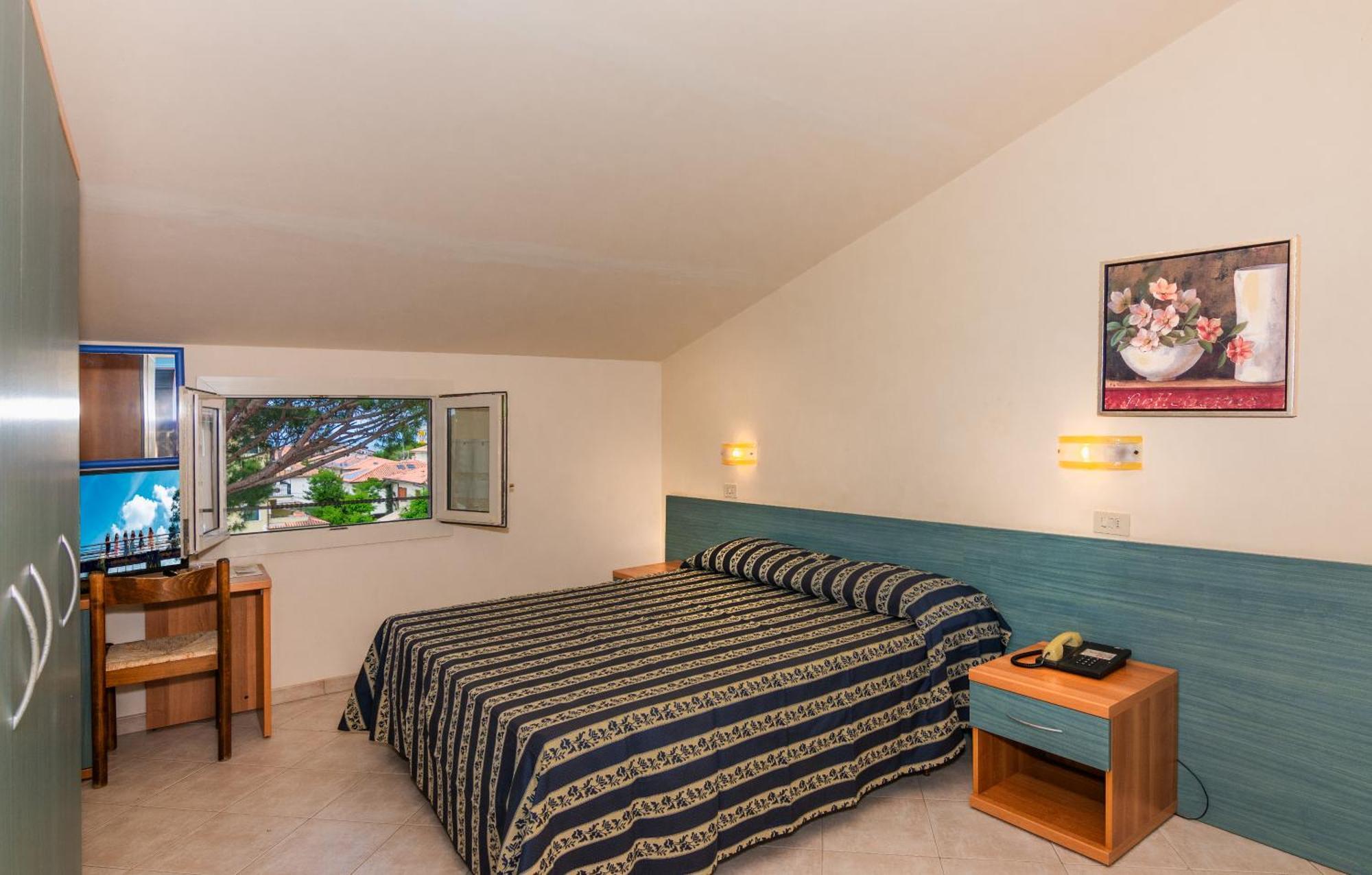 Hotel Apuana Марина-ди-Пьетрасанта Экстерьер фото